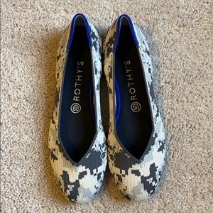Rothy’s Ash Camo Flats